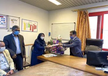 مراسم تجلیل از همکاران بازنشسته و کارمندان نمونه بیمارستان شهدا بناب 